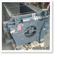 KÄÄNTYVÄT PAALILPIHDIT, Paperi-, sellu-, jäte- ja tekstiilipaalit