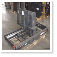 KAPEAKÄYTÄVÄKELKA, Lavakäsittely kapeakäytävällä